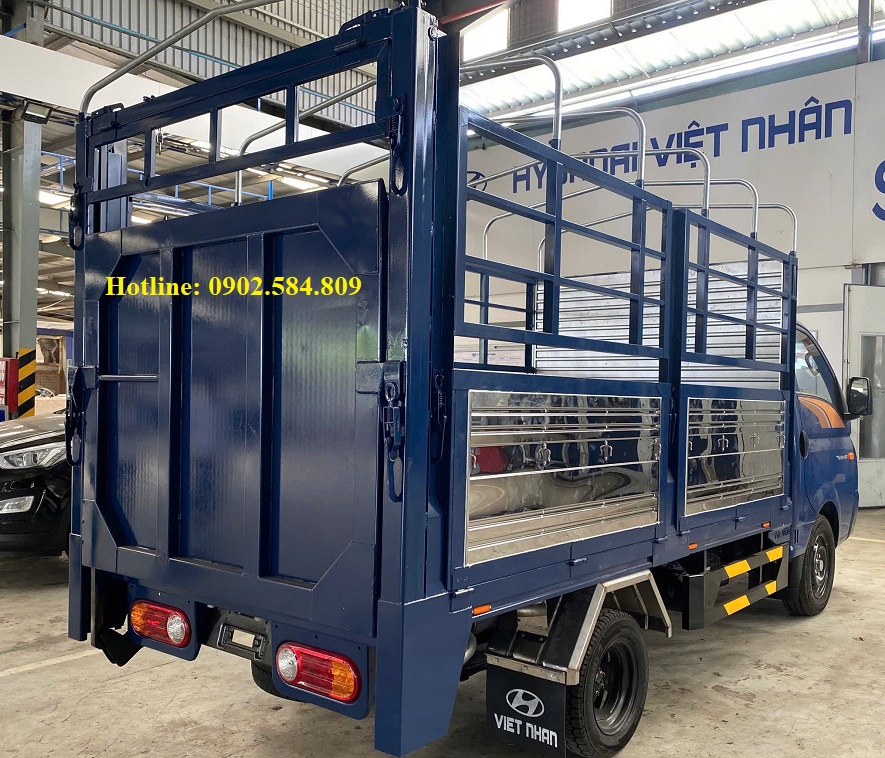 h150 thùng mui bạt có bửng nâng